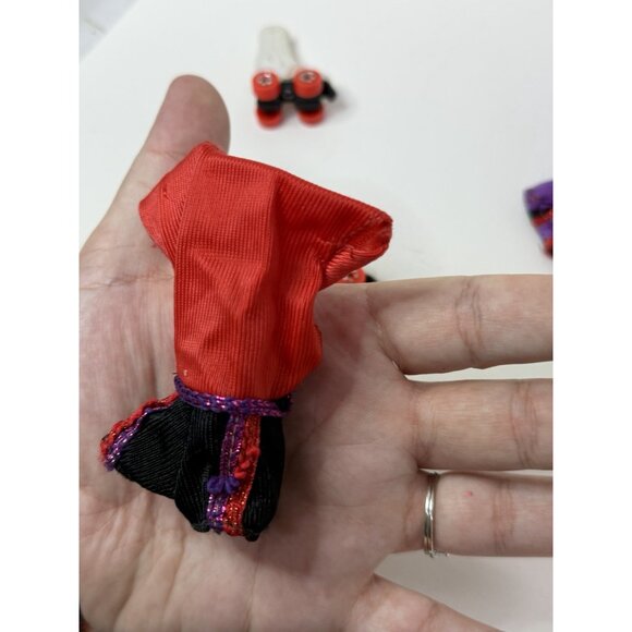 Vintage 1980 Roller Skating Barbie #1880 Outfit Romper Jacket & Skates HTF - Picture 6 of 8